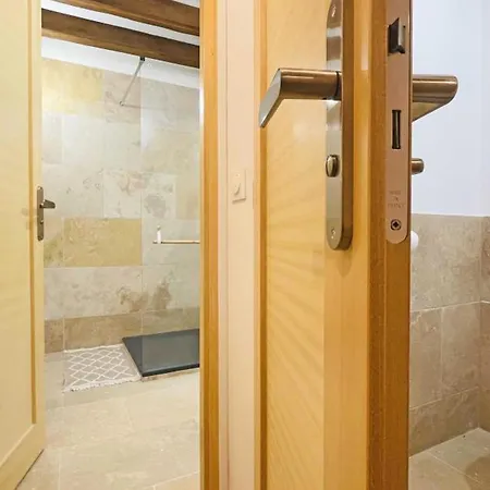 Apartment Gite De Charme Avec Terrasse Et Jardin Clos, Animaux Admis. - Fr-1-497-207 Remalard