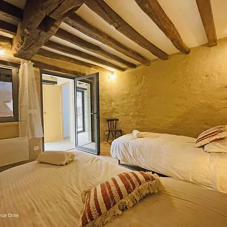 Apartment Gite De Charme Avec Terrasse Et Jardin Clos, Animaux Admis. - Fr-1-497-207 *