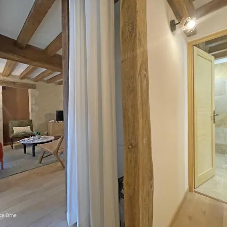 Apartment Gite De Charme Avec Terrasse Et Jardin Clos, Animaux Admis. - Fr-1-497-207