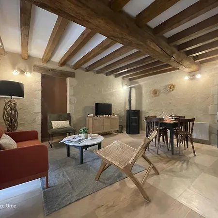 Gite De Charme Avec Terrasse Et Jardin Clos, Animaux Admis. - Fr-1-497-207