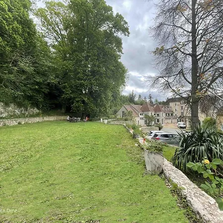 Apartment Gite De Charme Avec Terrasse Et Jardin Clos, Animaux Admis. - Fr-1-497-207 *